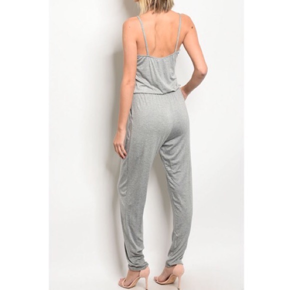 ✨LAST ONE ✨Light grey tank jumpsuit - Picture 3 of 3